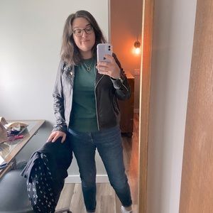 Meet your Posher, Amy